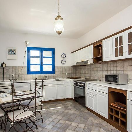 Villa Blue Sapphire Pefki  Екстер'єр фото