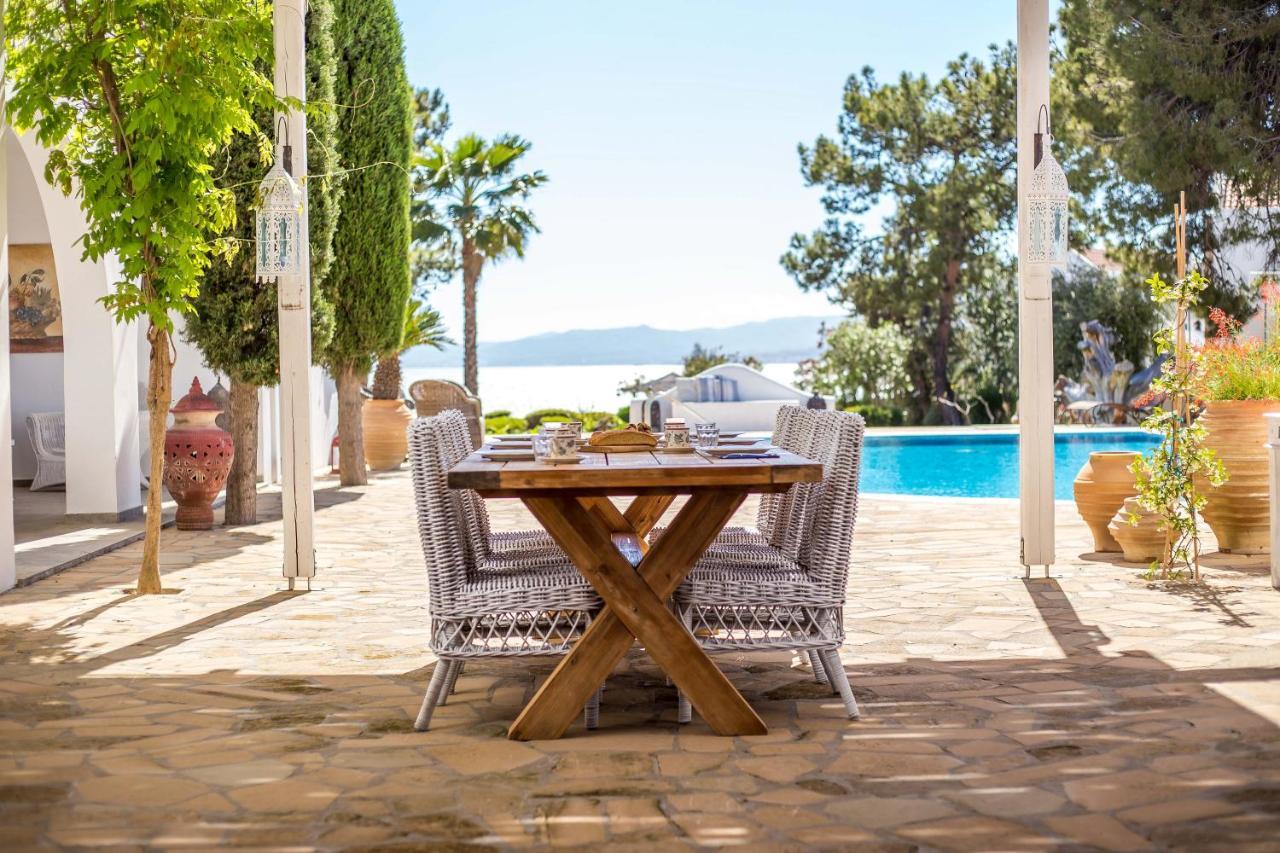 Villa Blue Sapphire Pefki  Екстер'єр фото