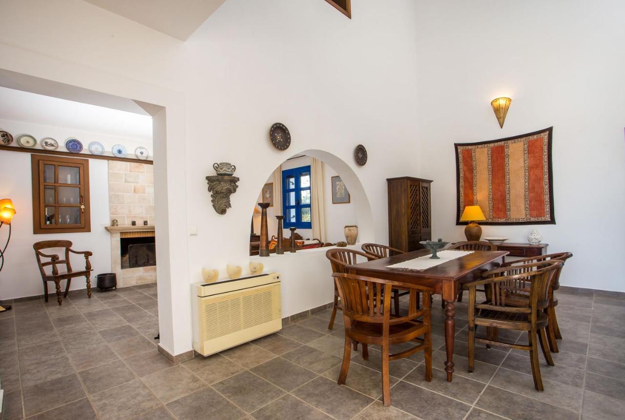 Villa Blue Sapphire Pefki  Екстер'єр фото