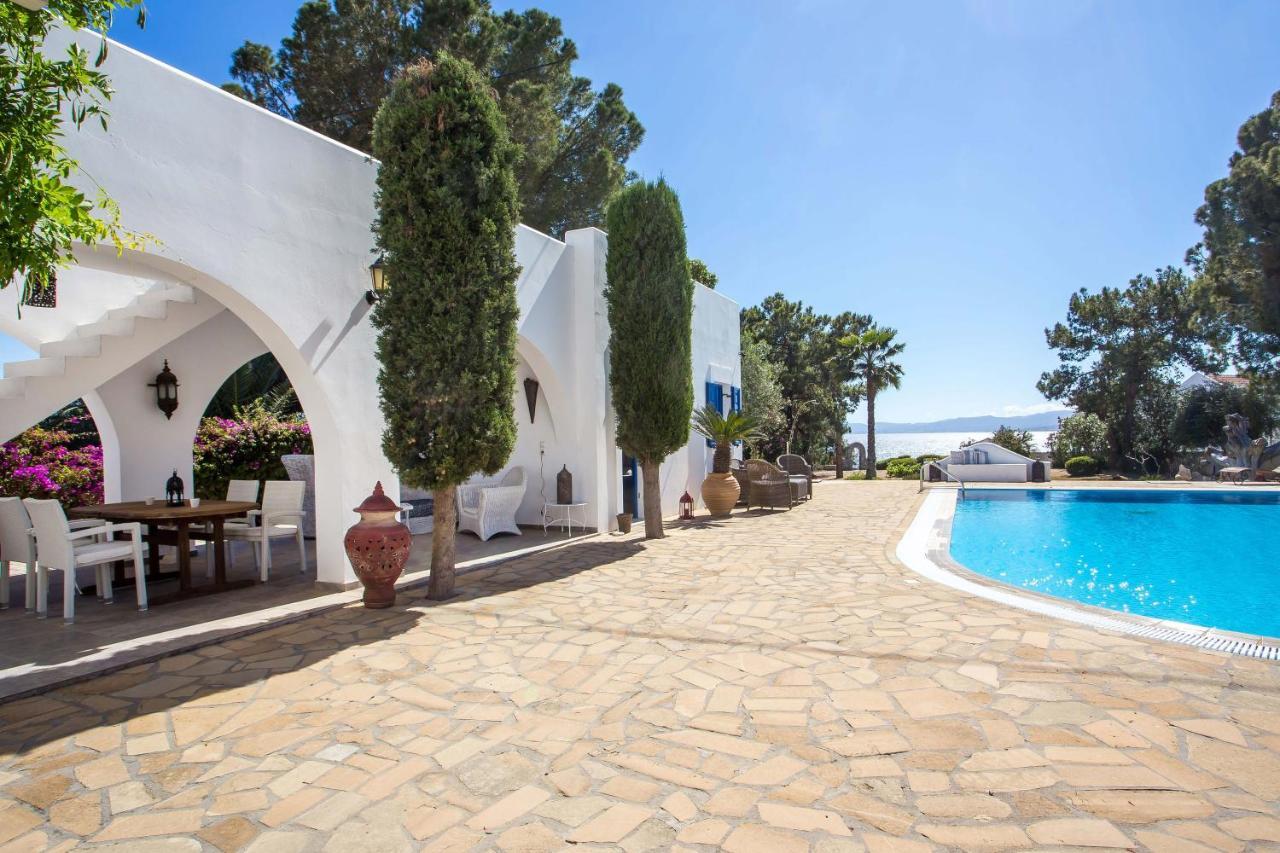 Villa Blue Sapphire Pefki  Екстер'єр фото
